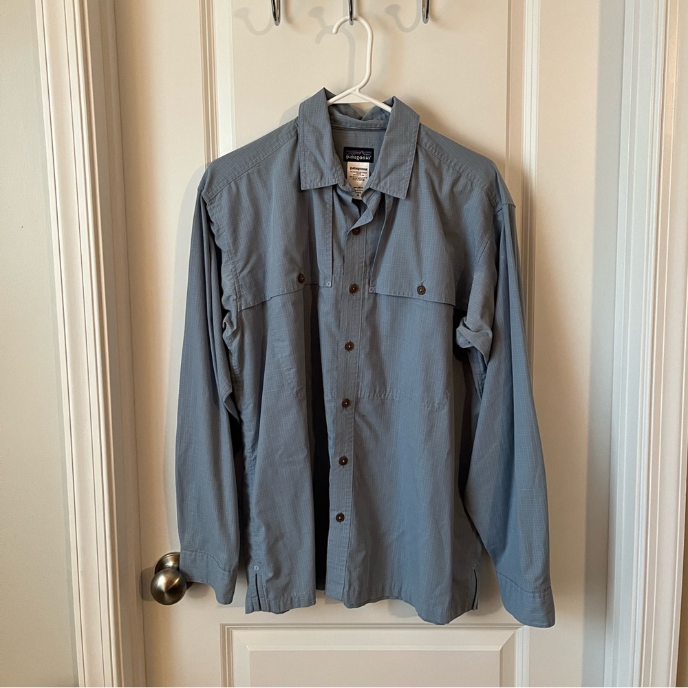 Patagonia Men’s Long Sleeved Shirt, M